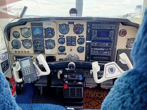 Beechcraft Bonanza F33A (Motorflugzeug) - Bild 9