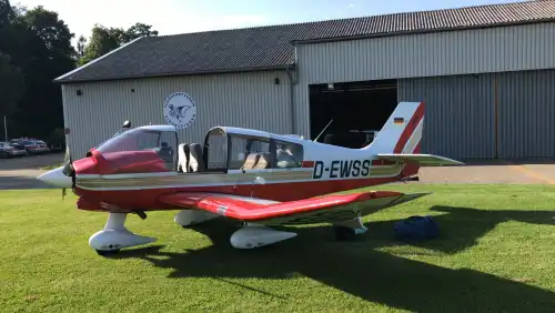 Motorflugzeug DR400/180 des Herstellers Robin