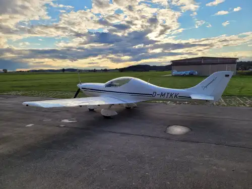 Aerospool WT-9 Dynamic (Ultraleichtflugzeug) - Bild 1