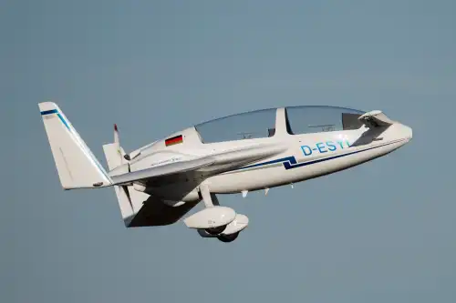 Motorflugzeug SC01B-160 Speed Canard des Herstellers Gyroflug