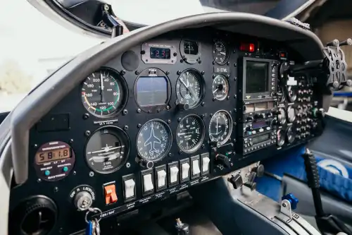 AQUILA A210 (Motorflugzeug) - Bild 10