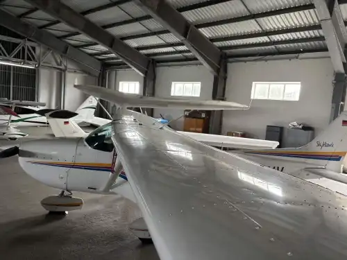 Cessna 172N Skyhawk (Motorflugzeug) - Bild 3