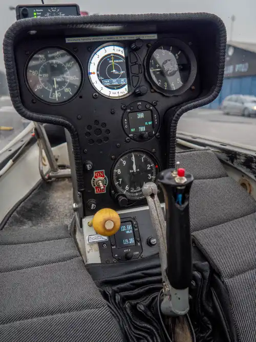 Glaser-Dirks DG-100G Elan (Segelflugzeug) - Bild 7