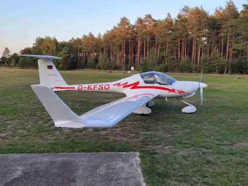 Motorsegler HK36-TTC des Herstellers Diamond Aircraft