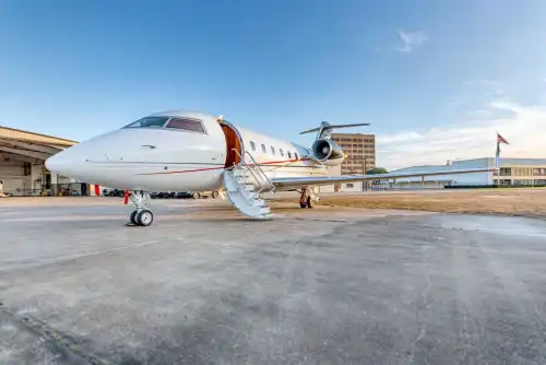 Bombardier Challenger 600 (Jet) - Bild 2