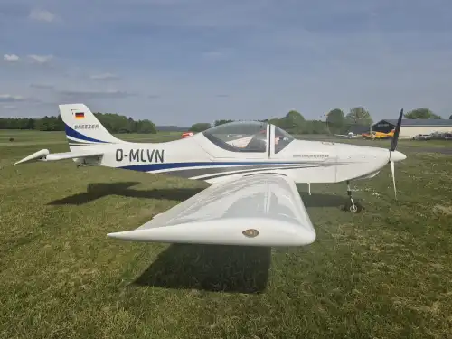 Ultraleichtflugzeug B400-6 des Herstellers Breezer Aircraft