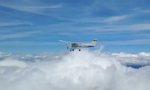 Cessna F172M (Motorflugzeug) - Bild 2