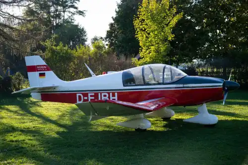 Motorflugzeug DR300/108 des Herstellers Avions Robin