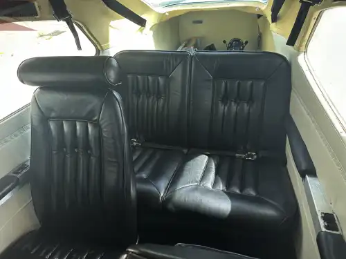 Cessna 210N Centurion II (Motorflugzeug) - Bild 6