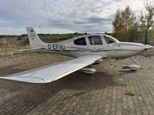 Cirrus SR22 G3 (Motorflugzeug) - Bild 3