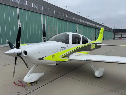 Cirrus SR22 G2 (Motorflugzeug) - Bild 3