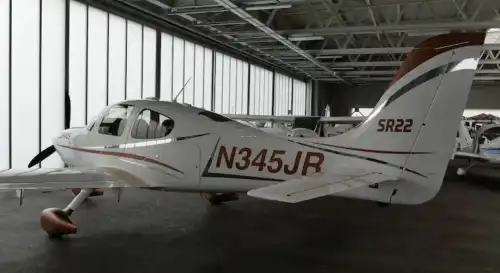 Motorflugzeug SR22 G2 des Herstellers Cirrus