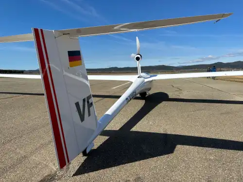 Jonker Sailplanes JS3 RES (Motorsegler) - Bild 2