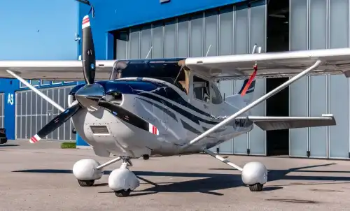 Motorflugzeug T182T Skylane des Herstellers Cessna