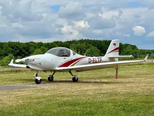 AQUILA A210 (Motorflugzeug) - Bild 2
