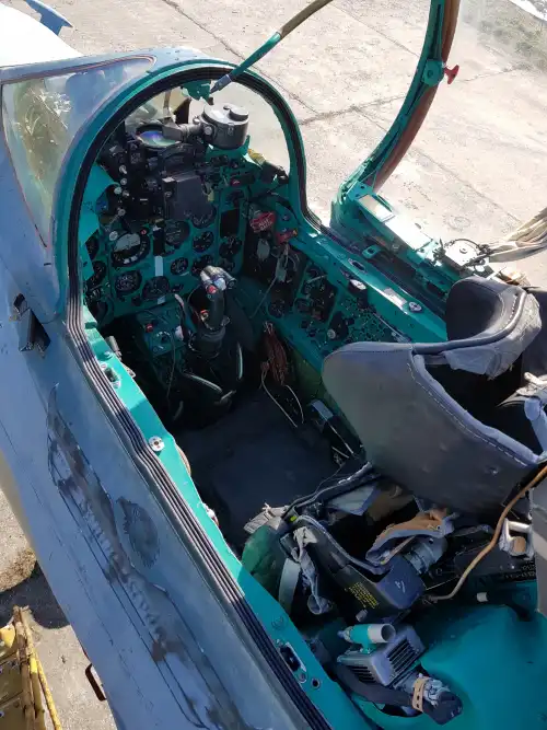 Mikojan-Gurewitsch MiG-21 UM (Jet) - Bild 6