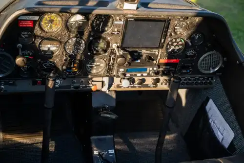 Avions Robin DR300/108 (Motorflugzeug) - Bild 2