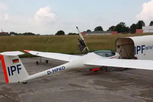 Ultraleichtflugzeug Apis 2 des Herstellers Wezel Flugzeugtechnik