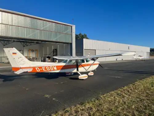 Motorflugzeug 172N des Herstellers Cessna