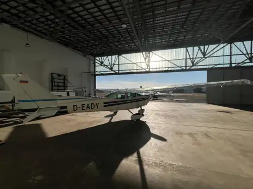 Cessna 172N (Motorflugzeug) - Bild 2