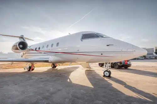 Bombardier Challenger 600 (Jet) - Bild 3