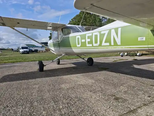Cessna F150M (Motorflugzeug) - Bild 4
