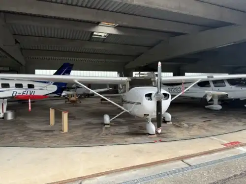 Cessna 172S Skyhawk SP (Motorflugzeug) - Bild 2