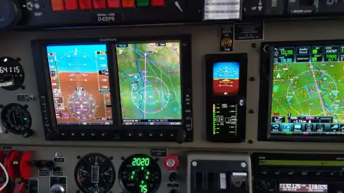 Robin DR401/155 CDI (Motorflugzeug) - Bild 5