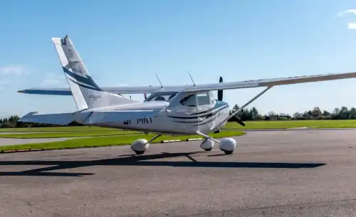 Cessna T182T Skylane (Motorflugzeug) - Bild 2