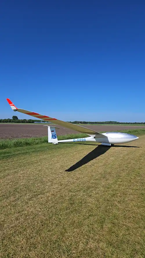 DG Flugzeugbau DG-600/18 (Segelflugzeug) - Bild 2