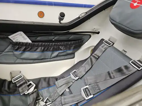 DG Flugzeugbau DG-600/18 (Segelflugzeug) - Bild 5