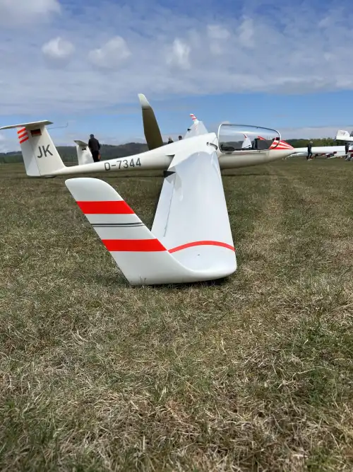Segelflugzeug Standard Cirrus 75 WL des Herstellers Schempp-Hirth