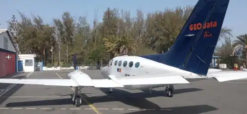 Cessna 421C Golden Eagle (Motorflugzeug) - Bild 2