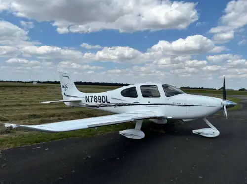 Cirrus SR22 G2 GTS (Motorflugzeug) - Bild 2