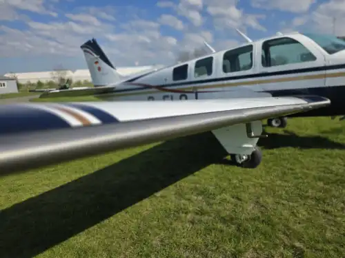 Beechcraft Bonanza A36 (Motorflugzeug) - Bild 5