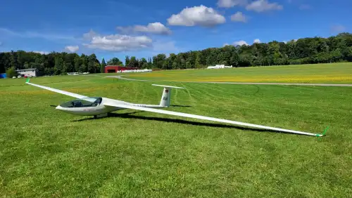 Segelflugzeug DG-600M des Herstellers DG Flugzeugbau