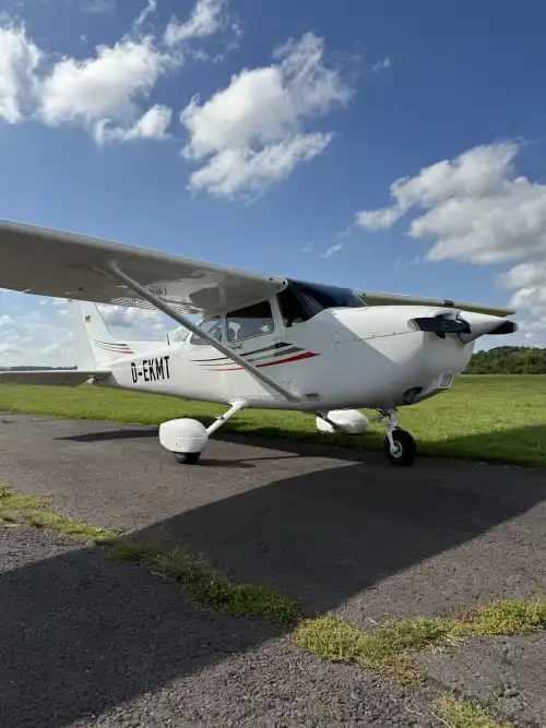 Motorflugzeug C172R des Herstellers Cessna