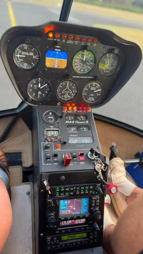 Robinson R44 Raven II (Helikopter) - Bild 8