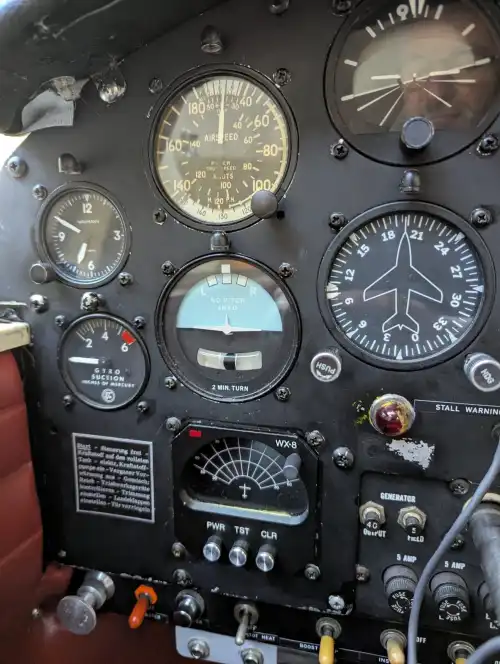 Piper Aircraft PA-28-140 Cherokee (Motorflugzeug) - Bild 4