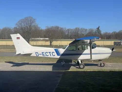 Cessna 172P (Motorflugzeug) - Bild 3