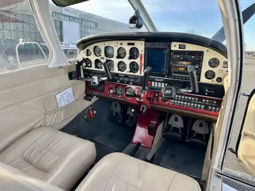 Piper Aircraft PA-28-181 Archer II (Motorflugzeug) - Bild 10