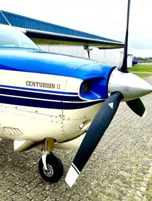 Cessna T210 Turbo Centurion II (Motorflugzeug) - Bild 4