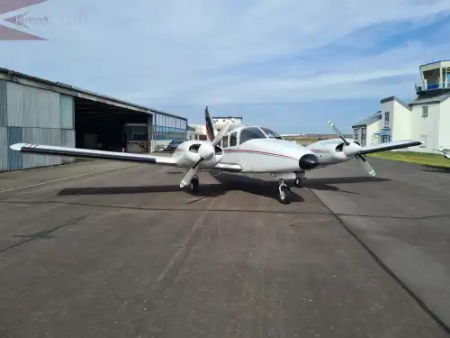 Piper Aircraft PA-34-200T Seneca II (Motorflugzeug) - Bild 3