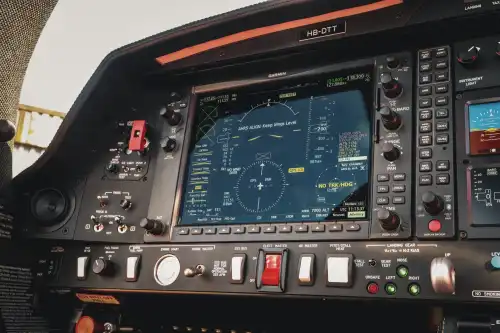 Diamond Aircraft DA50 RG (Motorflugzeug) - Bild 10