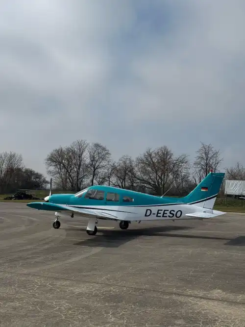 Motorflugzeug PA-28R-200 des Herstellers Piper Aircraft