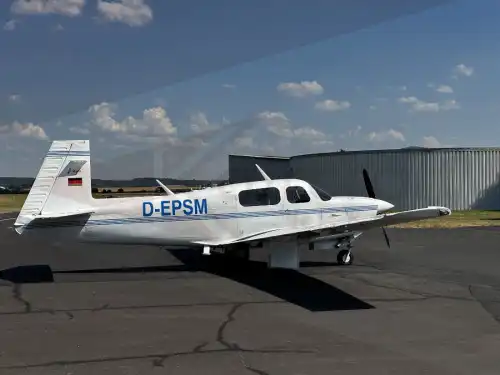 Motorflugzeug M20J Allegro des Herstellers Mooney