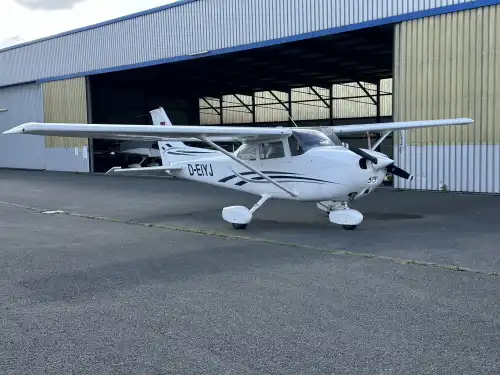 Motorflugzeug 172N des Herstellers Cessna