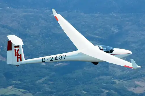 Glasflügel Segelflugzeugbau Club Libelle H205 (Segelflugzeug) - Bild 4