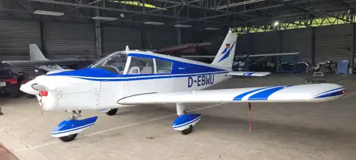 Motorflugzeug PA-28-140 des Herstellers Piper Aircraft