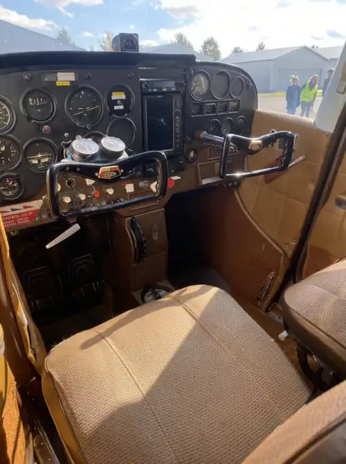 Cessna F172G (Motorflugzeug) - Bild 8